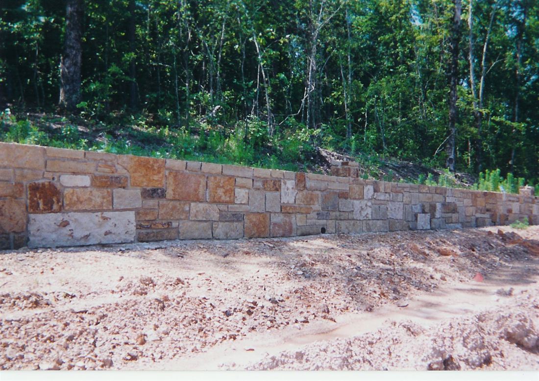 Chopped stone, the same wall from the road