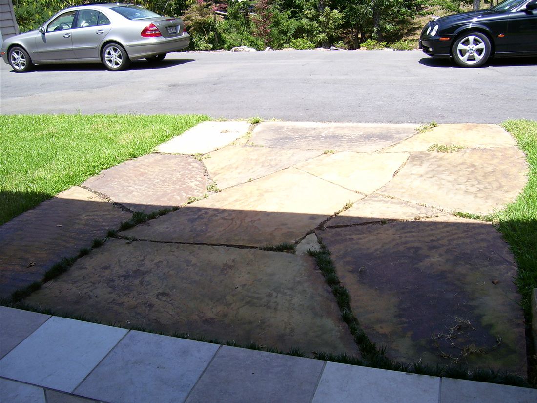 Flagstone drive apron, large slabs
