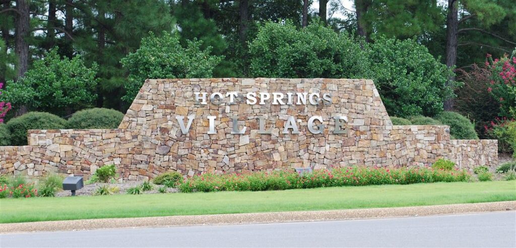 Hot Springs Village entrance, mosaic stone monument