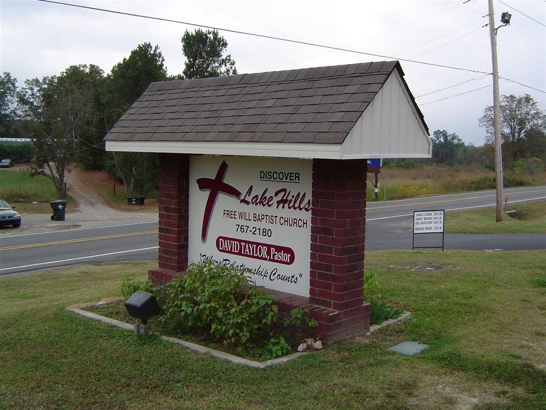 Lake Hills Free Will Baptist, brick sign with roof