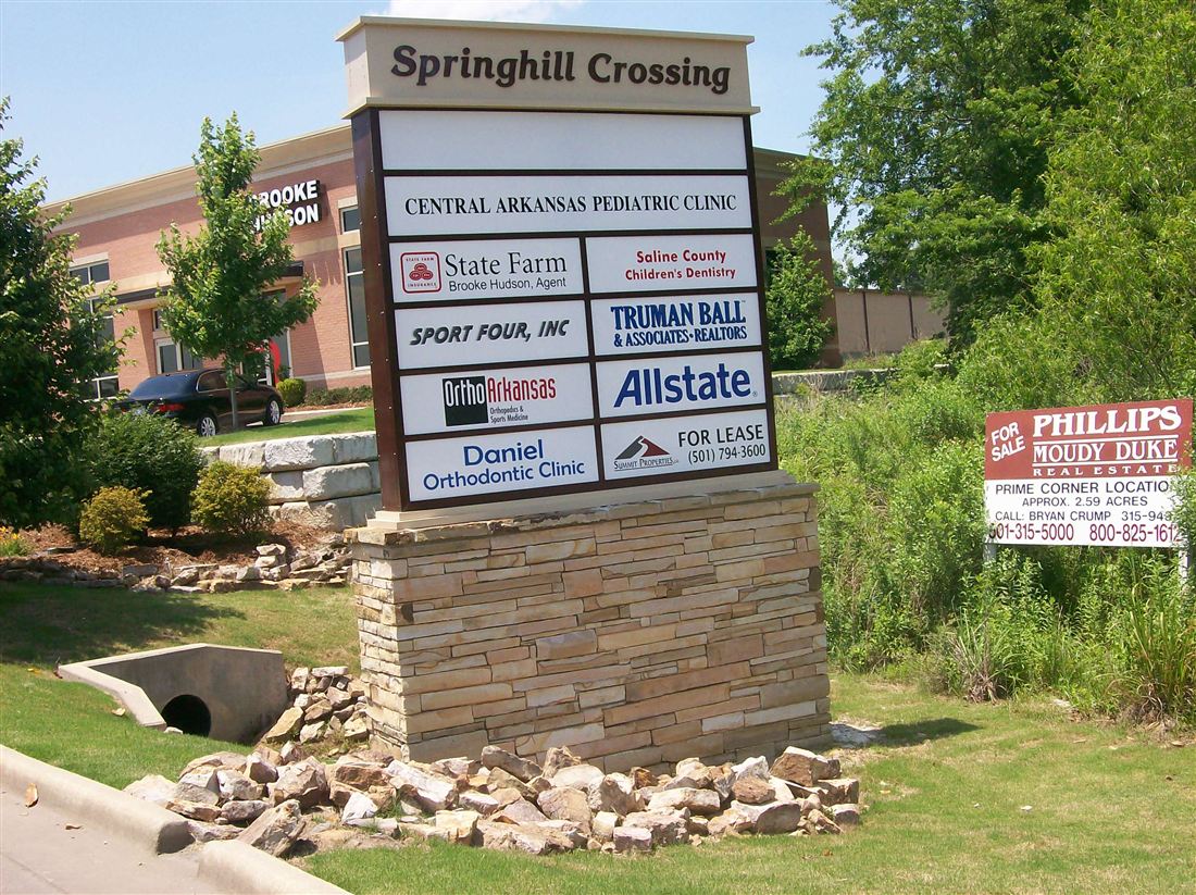 Springhill Crossing, monument sign, stone base